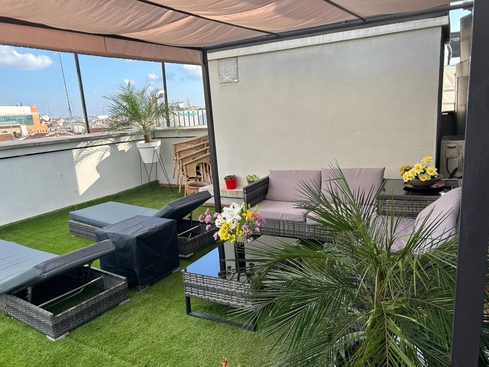 Penthouse Madrid View Apartment Exterior photo